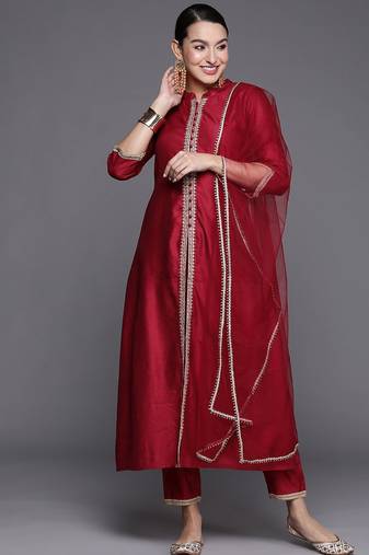 Women alina cut striped high slit thread work liva kurta with trousers & dupatta