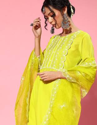 Lime green silk blend scalloped edge kurta set 3