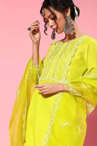 Lime green silk blend scalloped edge kurta set