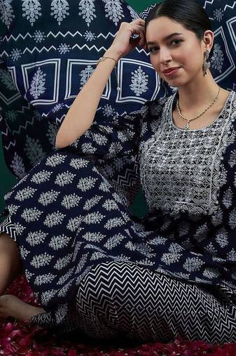 Ethnic motifs printed thread work straight kurta with trousers & dupatta