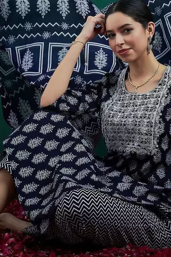 Ethnic motifs printed thread work straight kurta with trousers & dupatta