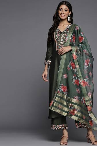 Women green yoke design embroidered liva kurta with palazzos & dupatta