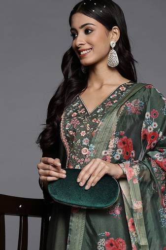 Women red ethnic motifs embroidered sequinned liva kurta with trousers & dupatta