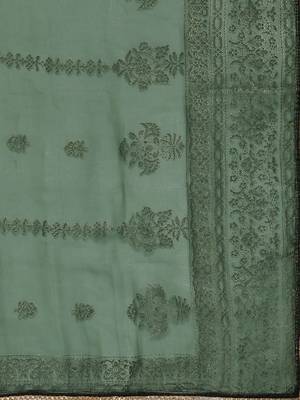 Women green ethnic motifs printed liva kurta with palazzos & with dupatta 5