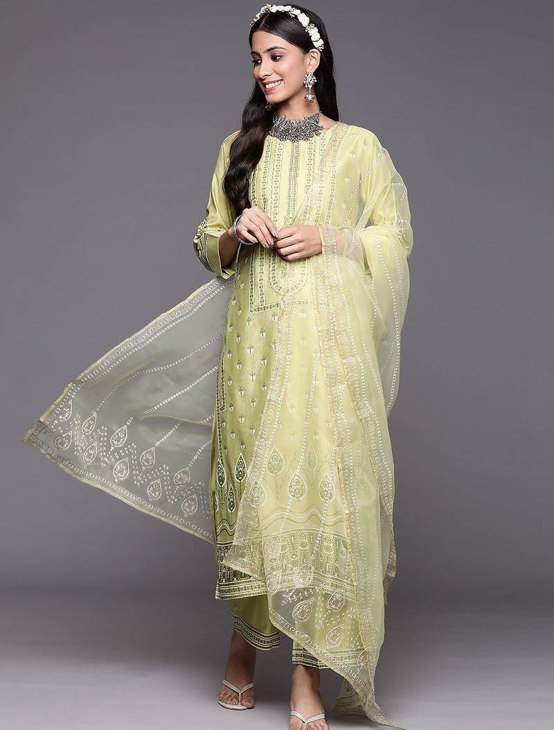 Women green floral printed liva kurta with palazzos & with dupatta