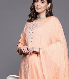 Women peach-coloured embroidered mirror work kurta with trousers & dupatta