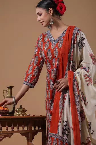 Women rust ethnic motifs printed regular pure cotton kurta with trousers & with dupatta