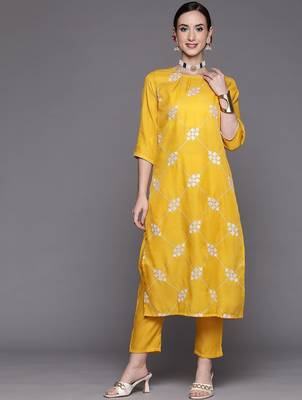 Women mustard yellow & white embroidered sequinned kurta with trousers 1