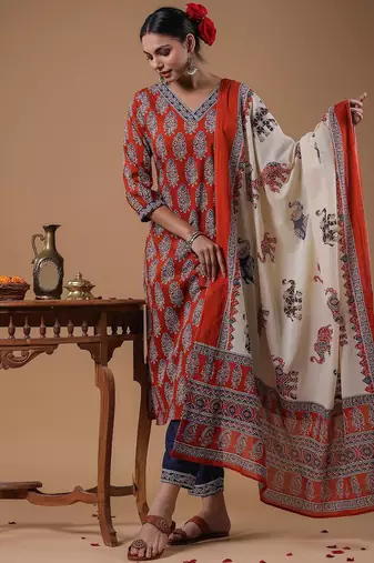 Women rust ethnic motifs printed regular pure cotton kurta with trousers & with dupatta