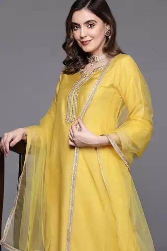 Ethnic motifs embroidered sequinned kurta with trousers & with dupatta