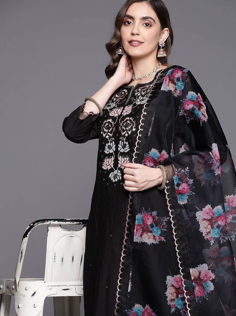 Floral embroidered thread work liva kurta with trousers & with dupatta