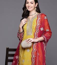 Women ethnic motifs embroidered gotta patti kurta with trousers & dupatta