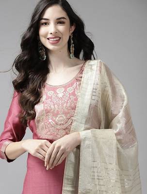 Pink & off white ethnic mottifs yoke design kurta with palazzos & dupatta 2