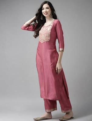 Pink & off white ethnic mottifs yoke design kurta with palazzos & dupatta 5