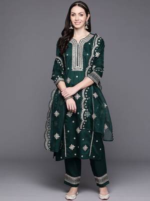 Women ethnic motifs embroidered gotta patti kurta with trousers & dupatta 1