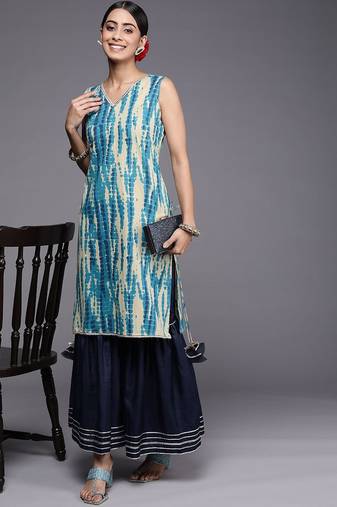 Women blue dyed kurta with sharara