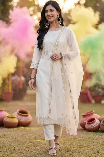 Women white ethnic motifs embroidered republic day kurta with trousers & with dupatta