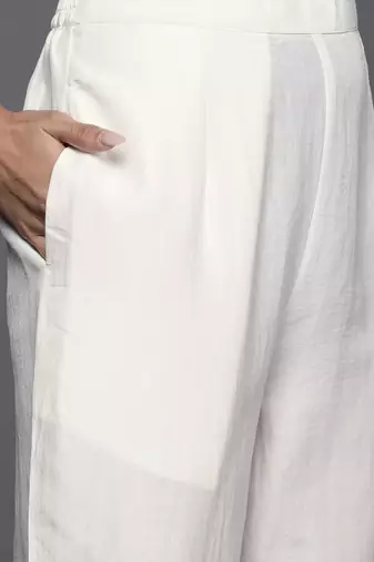 Women white ethnic motifs embroidered republic day kurta with trousers & with dupatta