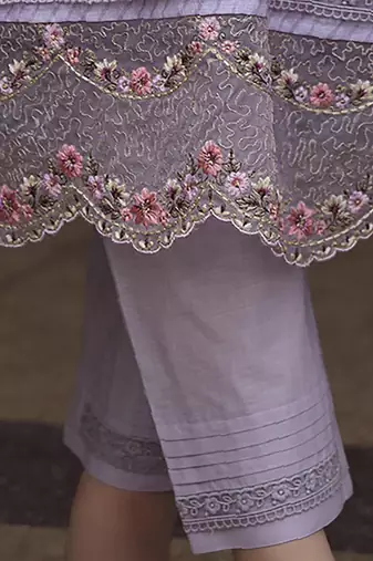Lavender & pink floral embroidered thread work linen kurta set