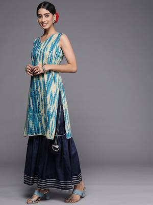 Women blue dyed kurta with sharara 5