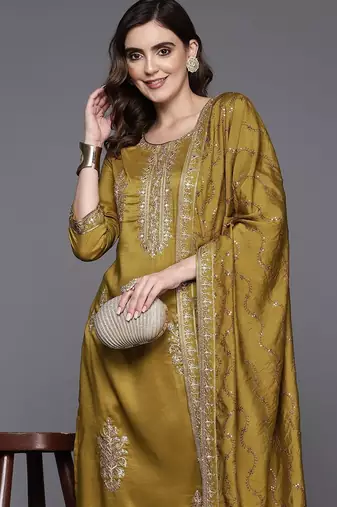 Women ethnic motifs embroidered regular sequinned kurta with trousers & dupatta