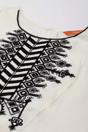 Women white yoke design regular kurta with palazzos & with dupatta