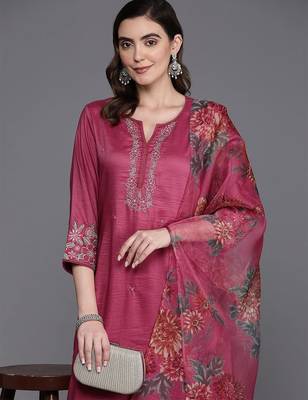 Floral embroidered thread work kurta with trousers & dupatta 2