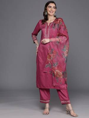 Floral embroidered thread work kurta with trousers & dupatta 1