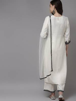Women white yoke design kurta with palazzos & with dupatta 5