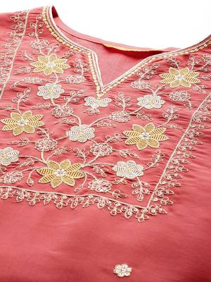 Women floral embroidered sequinned kurta with trousers & with dupatta 3