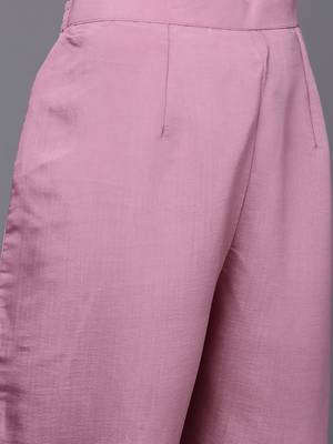 Women floral embroidered sequinned kurta with trousers & dupatta 4