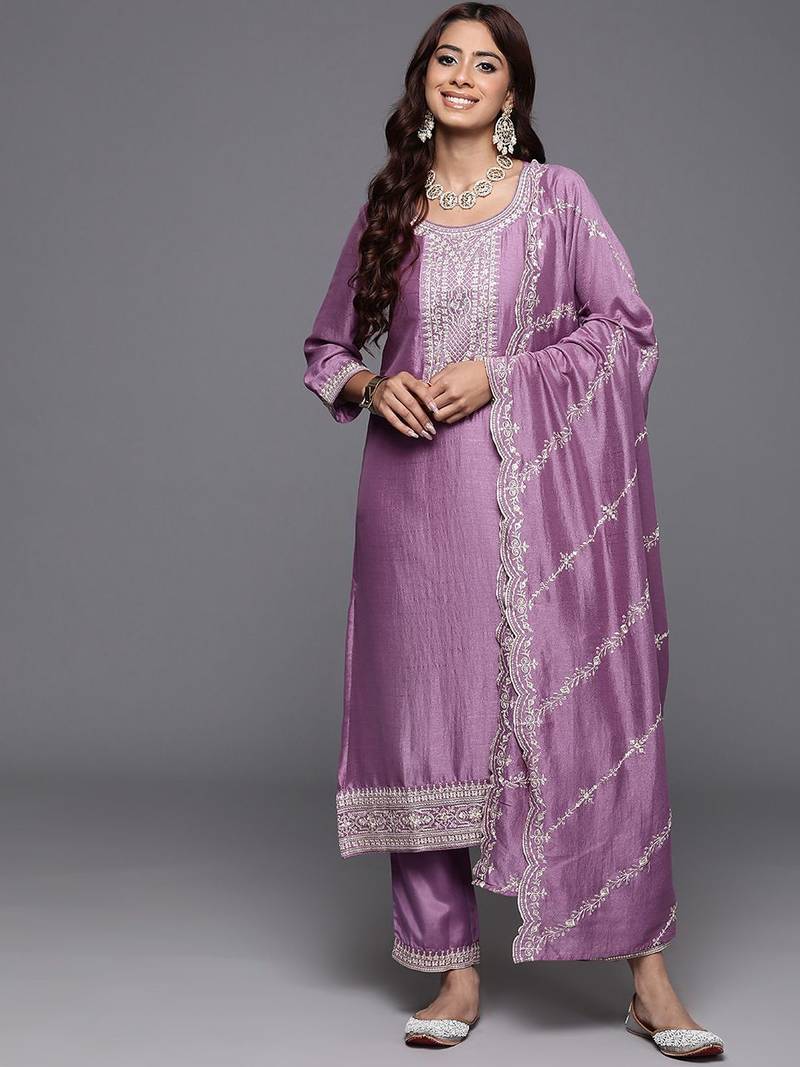 Floral embroidered regular sequinned kurta with trousers & dupatta