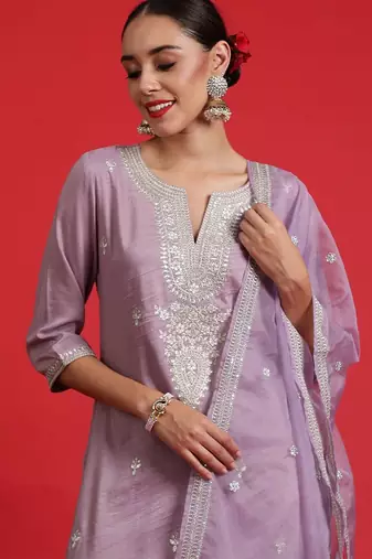 Ethnic motifs embroidered regular sequinned kurta with trousers & dupatta