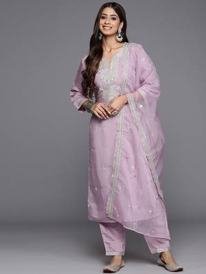 Ethnic motifs embroidered sequinned kurta with trousers & dupatta 1