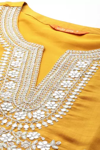 Floral embroidered regular sequinned kurta with trousers & dupatta