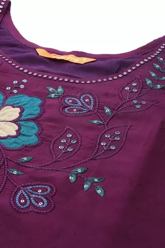 Women floral embroidered regular sequinned kurta with trousers & with dupatta