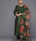 Women floral embroidered sequinned kurta with trousers & with dupatta