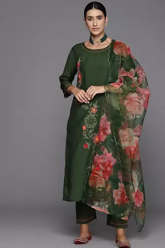 Floral embroidered thread work kurta with trousers & dupatta