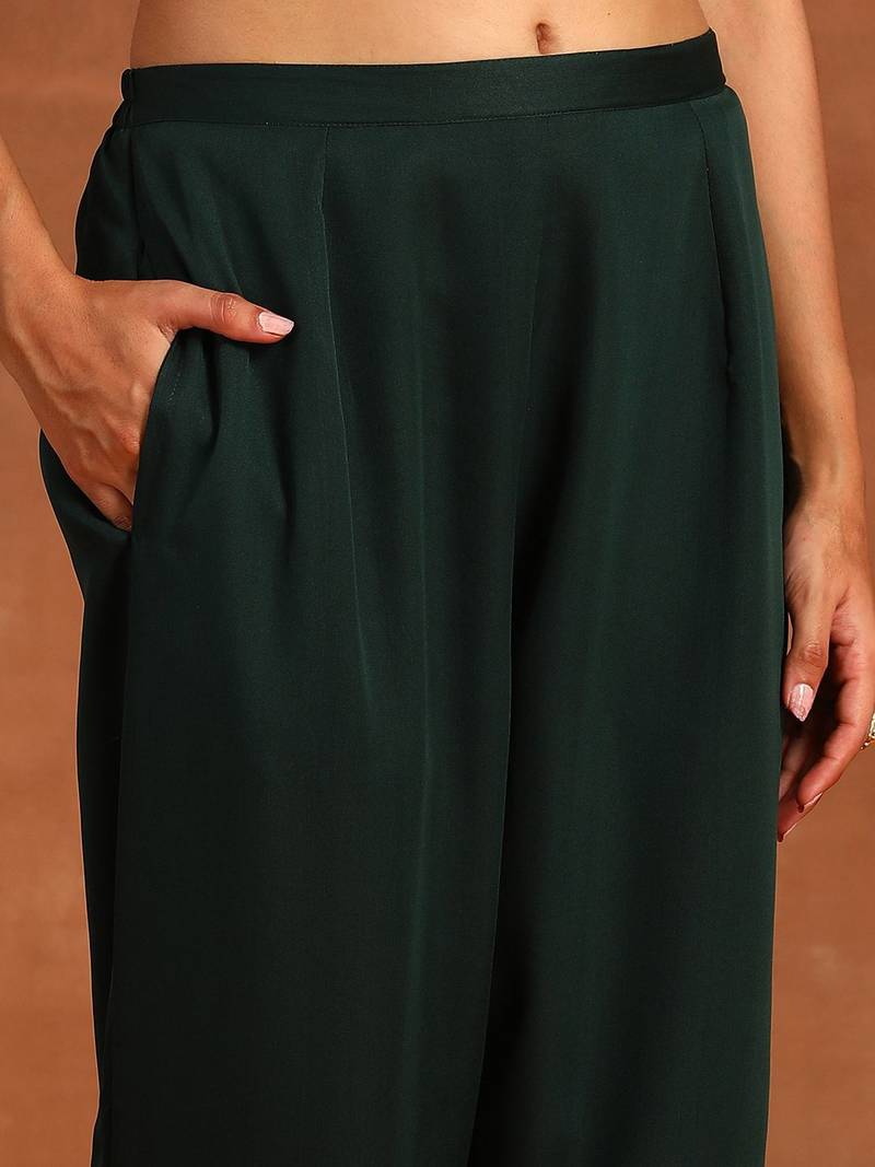 Embroidered chanderi silk kurta with trousers & dupatta