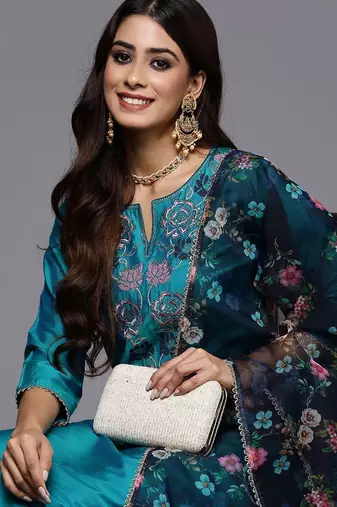 Women teal floral embroidered regular thread work kurta with trousers & with dupatta