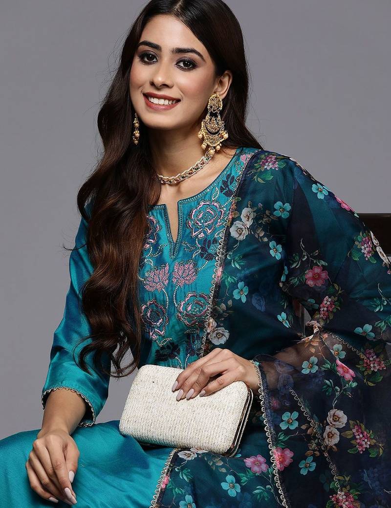 Women teal floral embroidered regular thread work kurta with trousers & with dupatta