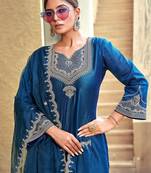 Ethnic motifs yoke design thread work straight kurta & trouser with dupatta