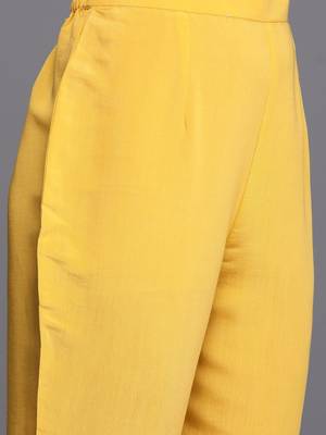 Women floral embroidered thread work kurta with trousers & dupatta 4