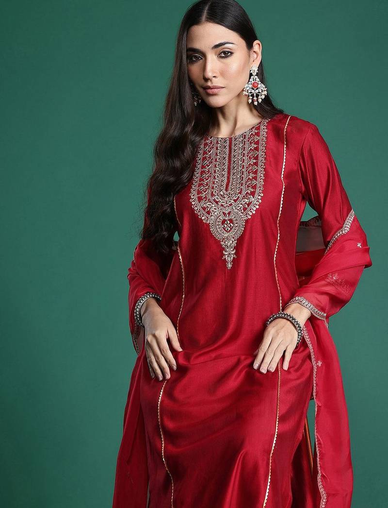 Women ethnic motifs embroidered panelled liva kurta with trousers & with dupatta