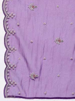 Women floral embroidered thread work kurta with trousers & with dupatta 5