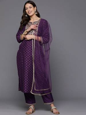 Women floral yoke design sequinned kurta with trousers & dupatta 2