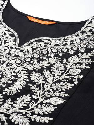 Women floral yoke design thread work kurta with trousers & dupatta 3