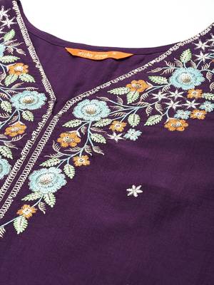 Women floral yoke design thread work kurta with trousers & dupatta 3