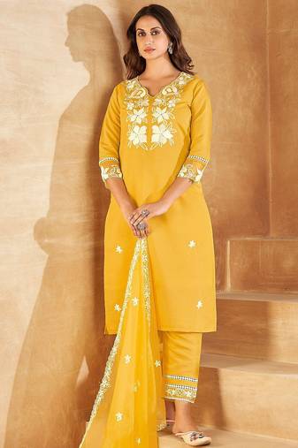 Floral embroidered v-neck thread work kurta with trousers & with dupatta