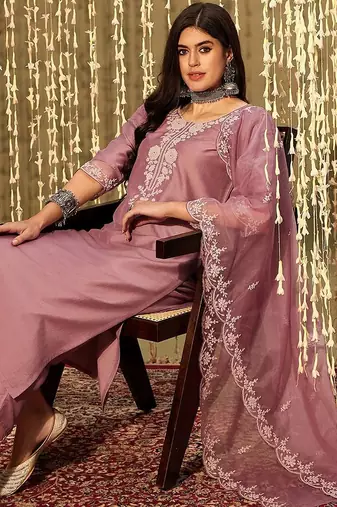 Yoke design regular thread work kurta with trousers & with dupatta